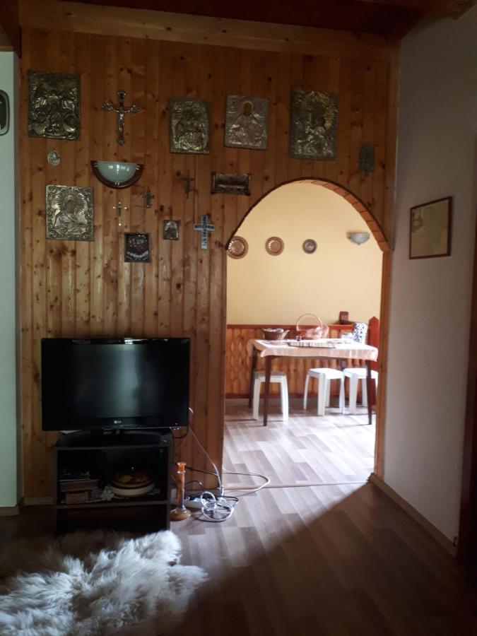 Willa Family House Buşteni Zewnętrze zdjęcie